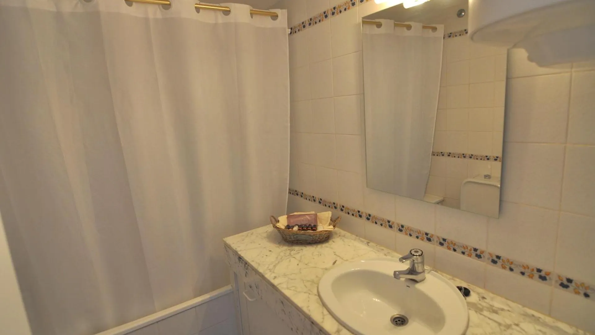 Rnet - Royal Marine Xaloc 3-1 - Roses Costa Brava Apartment Spain